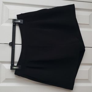 MICHAEL Michael Kors Black Pleated Shorts